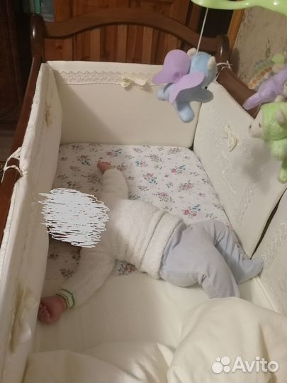 Детская кроватка с универс. маятником гандылян