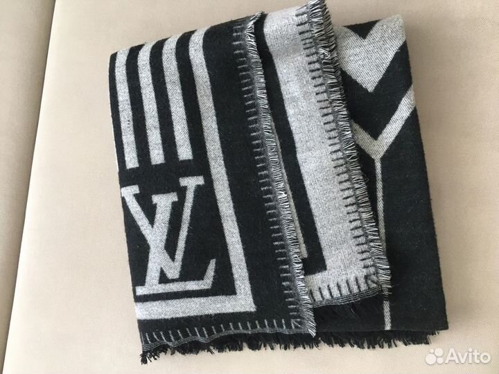 Шарф палантин новый louis vuitton