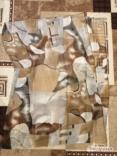 Женские шарфы и платки