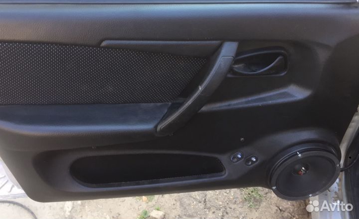 Установка автозвука