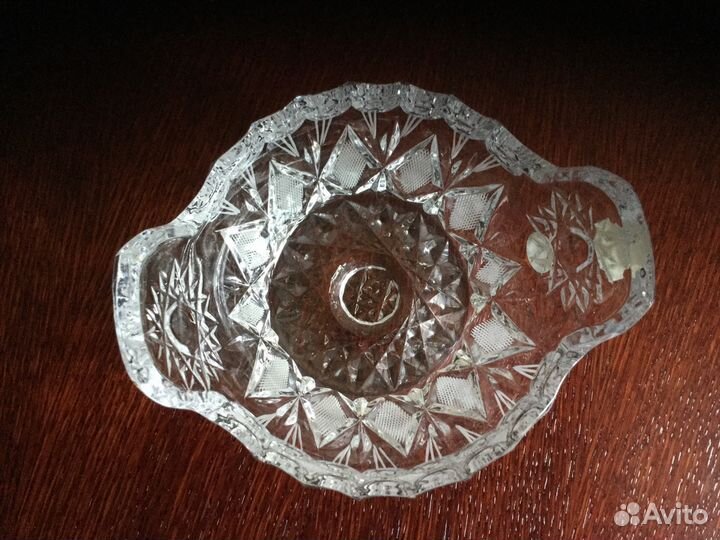 Хрустальная ваза