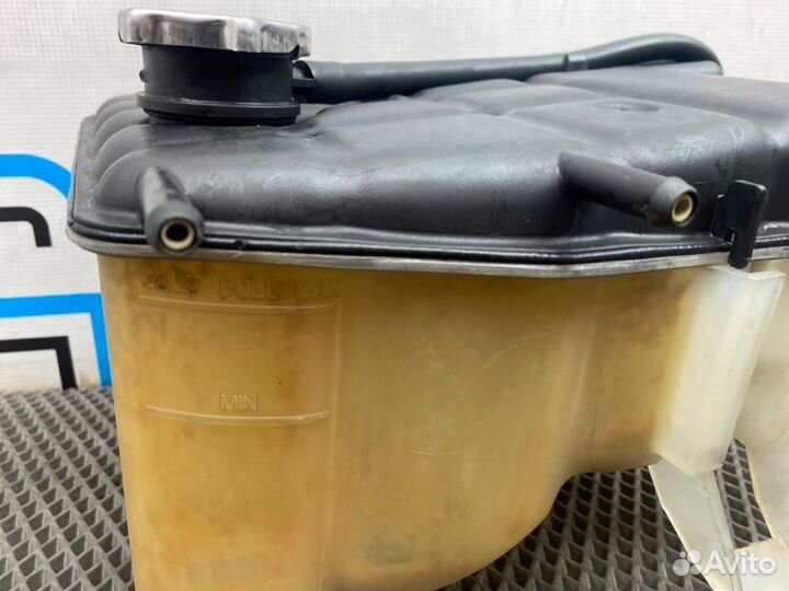 Бачок расширительный Jeep Grand Cherokee 3 WH 2005