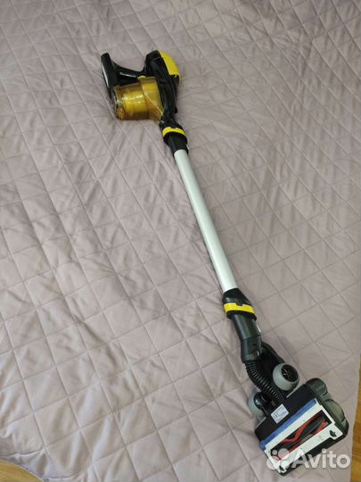 Вертикальный беспроводной пылесос tefal