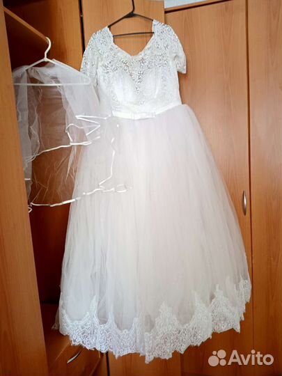 Свадебное платье