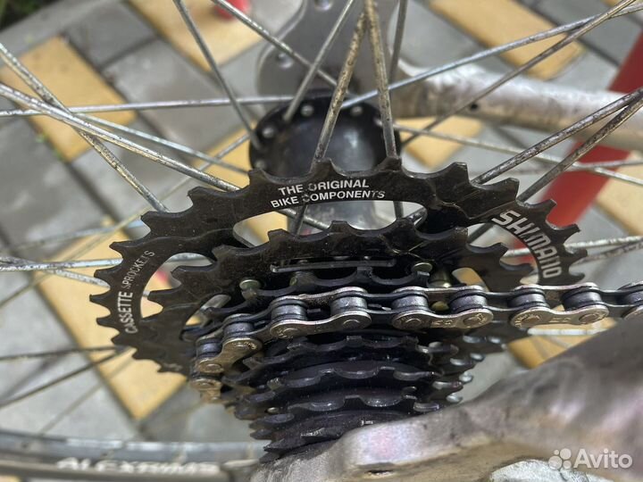 Шоссейный велосипед triban 100