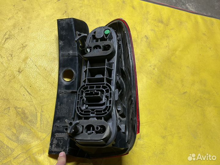 Фонарь задний renault duster