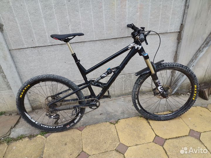 Эндуро двухподвес Focus Sam L 27.5 160мм