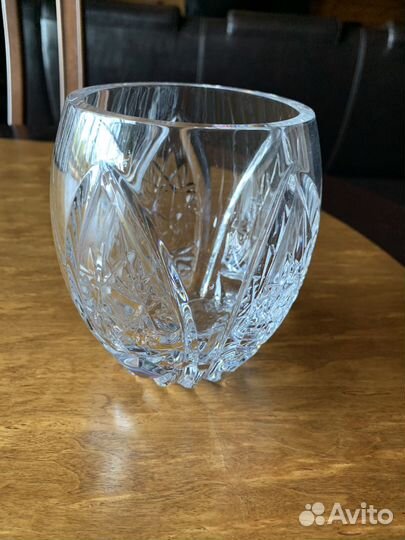 Ваза хрустальная