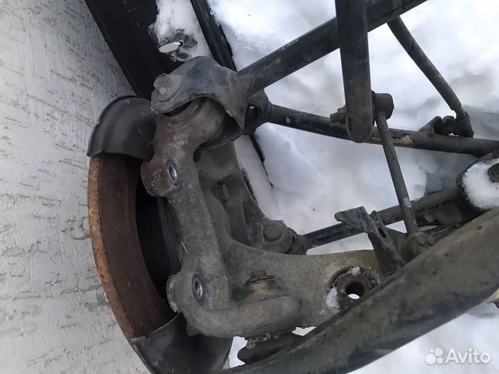 Рычаги задние кулаки Хонда Аккорд 8 2литра