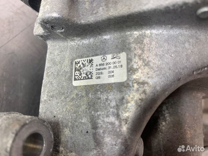 Помпа Mercedes E-Class W213 OM656 2.9 CDI 2018