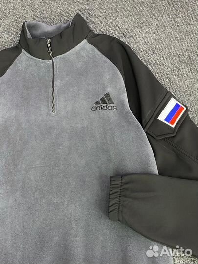 Спортивный костюм adidas