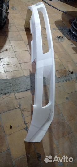 Накладка на передний бампер