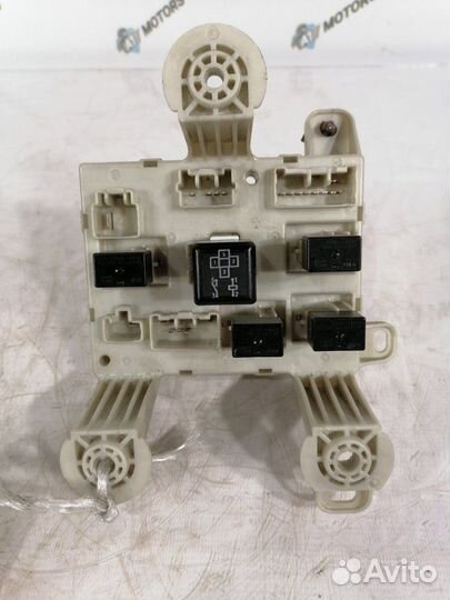 Блок предохранителей Toyota Alphard MNH10 1mzfe