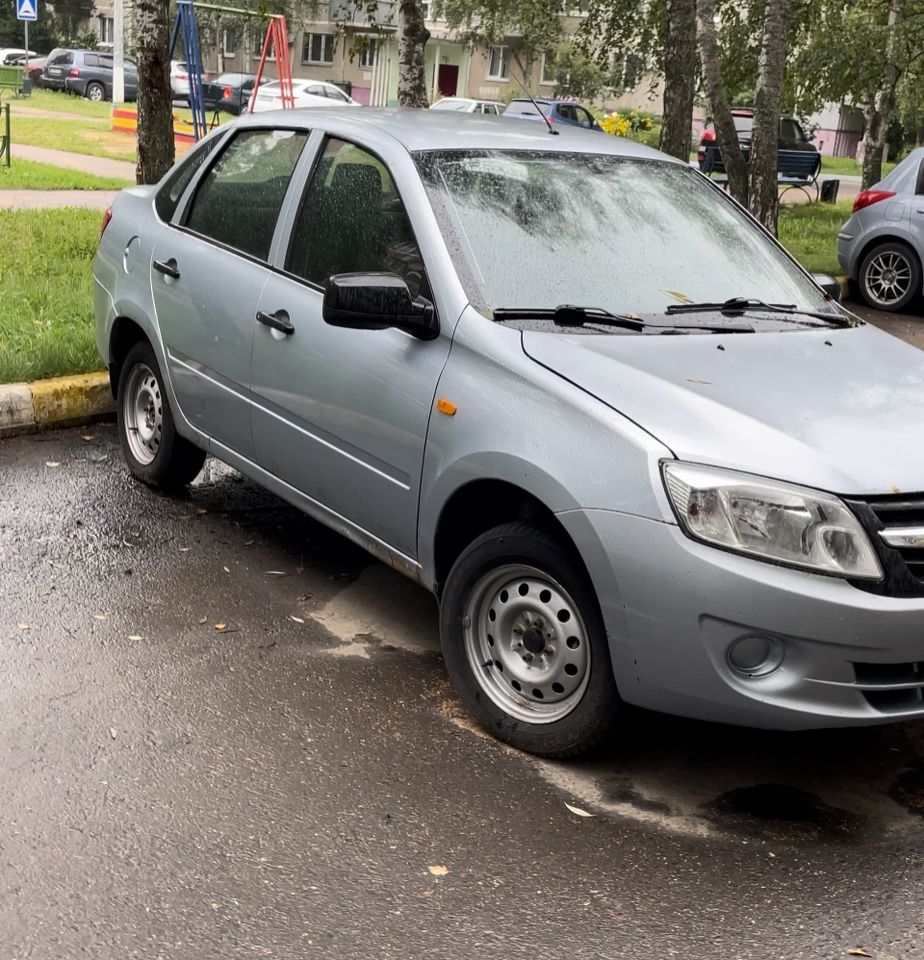 ВАЗ (LADA) Granta: фото владельца
