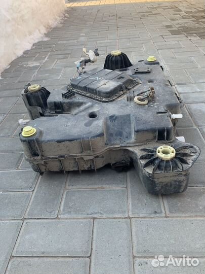 Бачок пластиковый для мочевины peugeot traveller