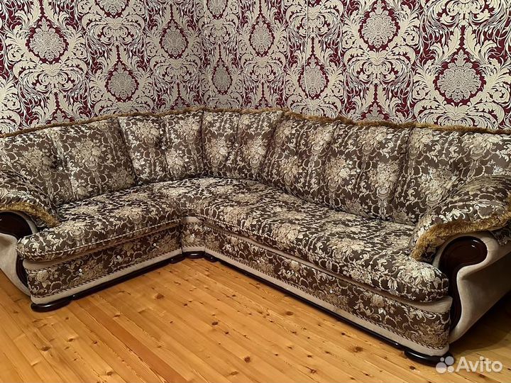 Угловой диван