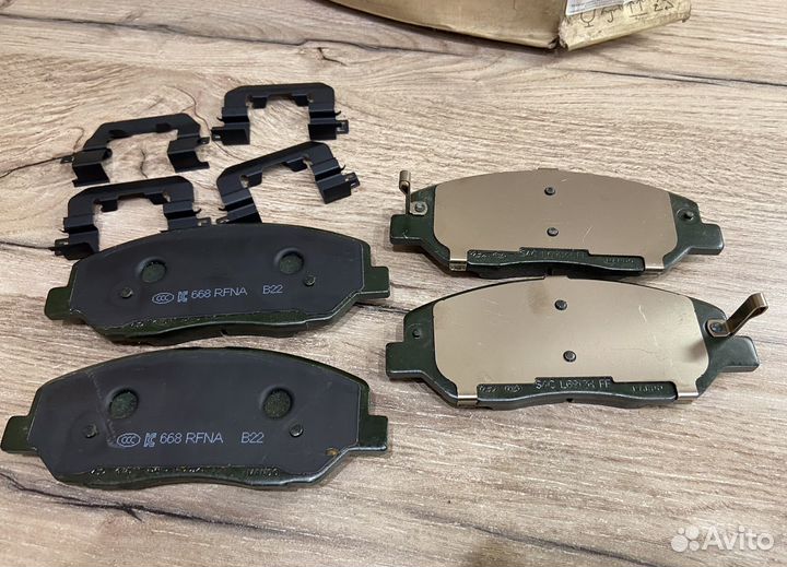 Колодки тормозные передние Hyundai/Kia 581012WA40