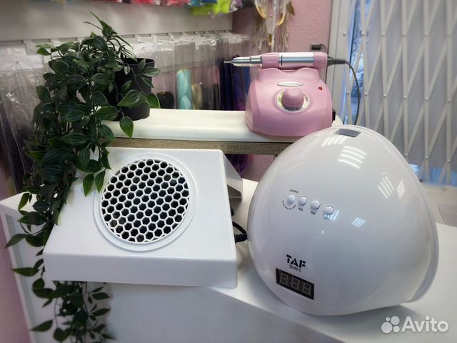 Аппарат+лампа+пылесос+подставка для маникюра