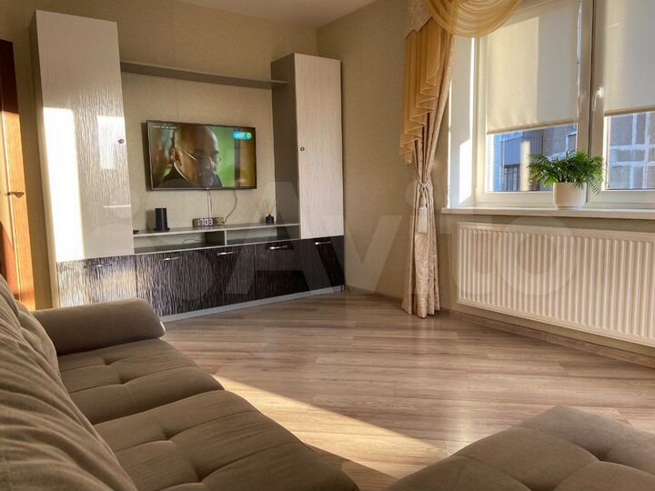 2-к. квартира, 60 м², 2/10 эт.