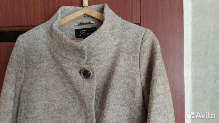 Пальто осеннее
