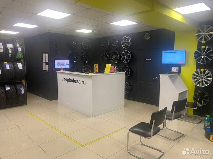 Bridgestone Blizzak Spike-02 205/60 R16