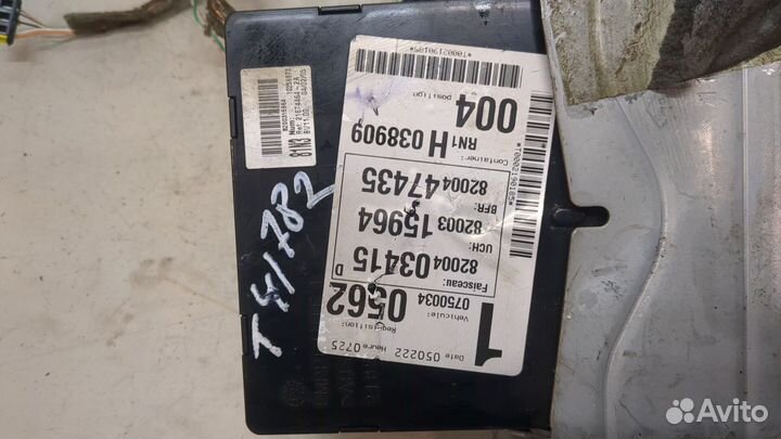 BSI Блок предохранителей Renault Espace 4 2002, 2005