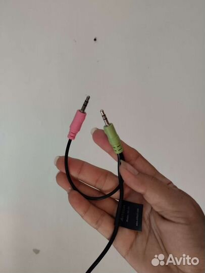 Наушники с микрофоном
