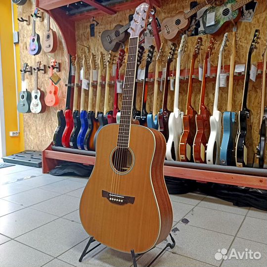 Акустическая гитара Crafter D-7 с чехлом