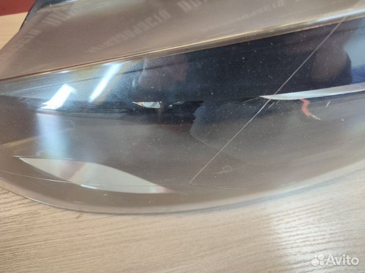 Фара передняя левая Volkswagen Polo