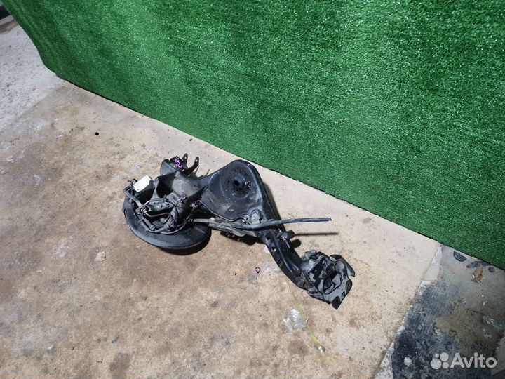 Рычаг кулак задний правый Nissan X-Trail T32 J11