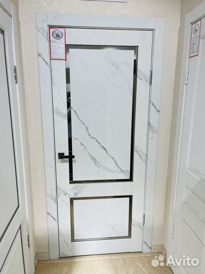 Дверь красивая