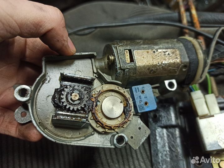 Оригинальный электро люк Bmw e30