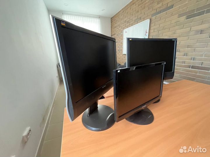 Мониторы 19 дюймов 14 штук бу