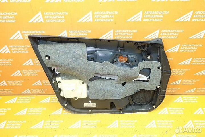 Обшивка двери передней правой Toyota Auris E150