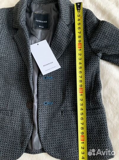 Пиджак для мальчика 1 -1,5 года новый