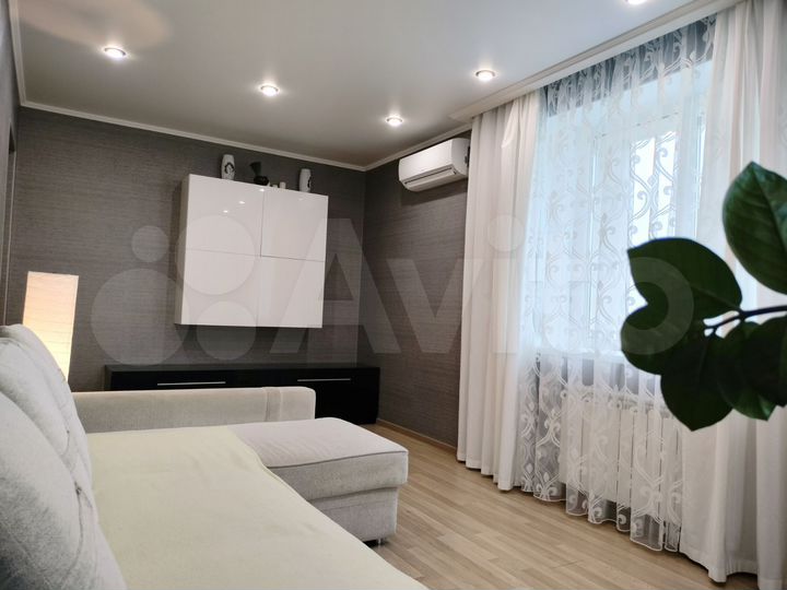 2-к. квартира, 65 м², 14/14 эт.