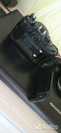 Зеркальный фотоаппарат Зенит 312 м