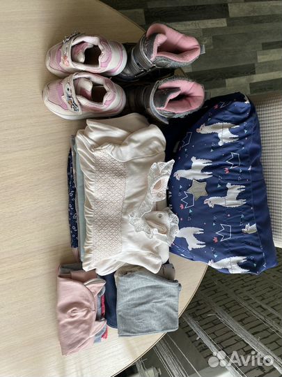 3 больших пакета одежды на девочку