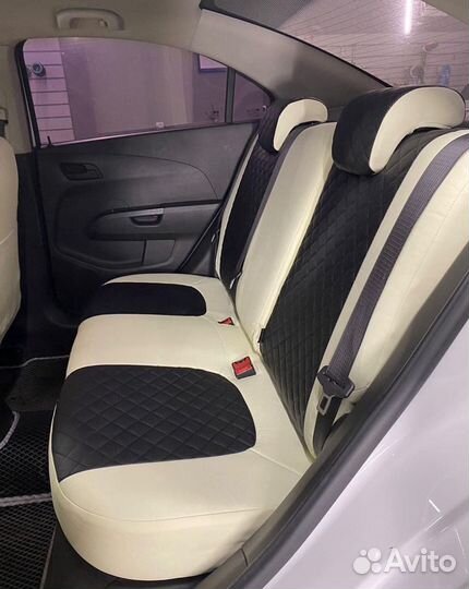 Чехлы Chevrolet Aveo (Т300) ромб