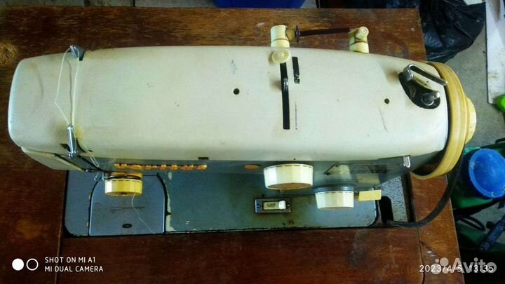 Швейная машина Veritas