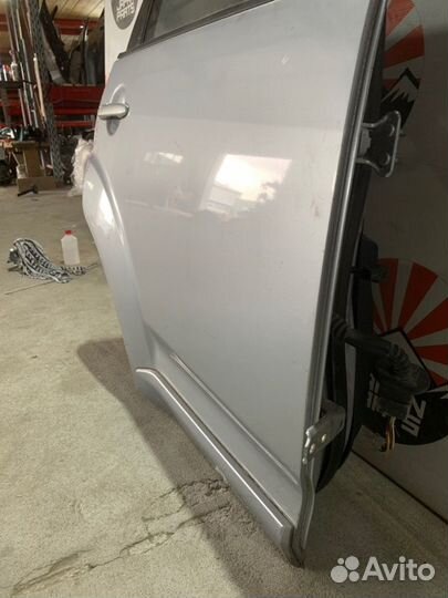 Дверь задняя правая Mitsubishi Outlander