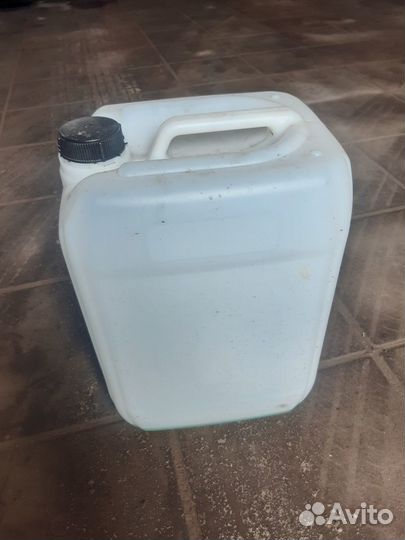 Канистра пластиковая 20 литров