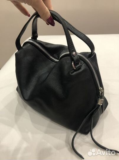 Элеганая сумка из натуральной кожи
