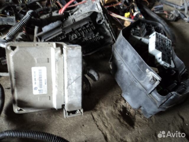 Блок управления двигателем Skoda Octavia 1.6 BSE