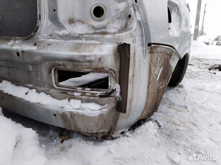 Четверть задняя правая priora хэтчбек