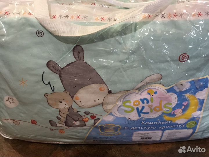 Новый комплект белья в детскую кроватку