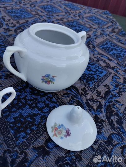 Часть кофейного сервиза Вербилки