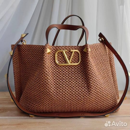 Сумка летняя от Valentino