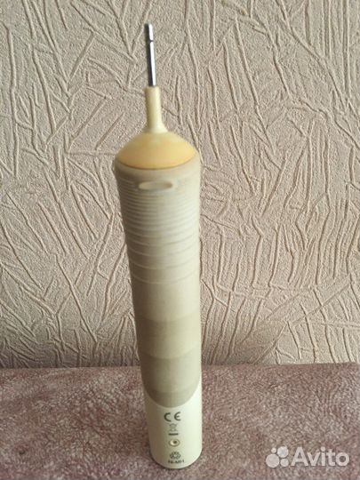 Зубная щетка oral b