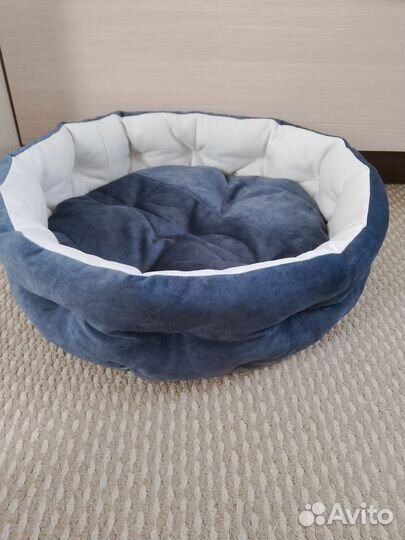 Лежанки новые для кошек и маленьких собак